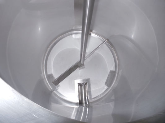 Brouwerij : 1 x 400L bier kookketel; brouwketel; geisoleerd met schouw voor gasdampen; bain-marie