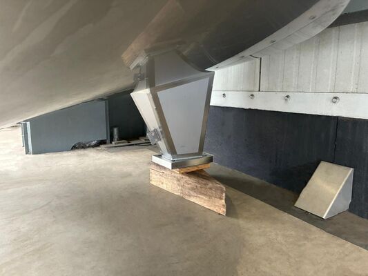 2 x New 3.300L stainless-steel AISI316L vertical mixing tanks.