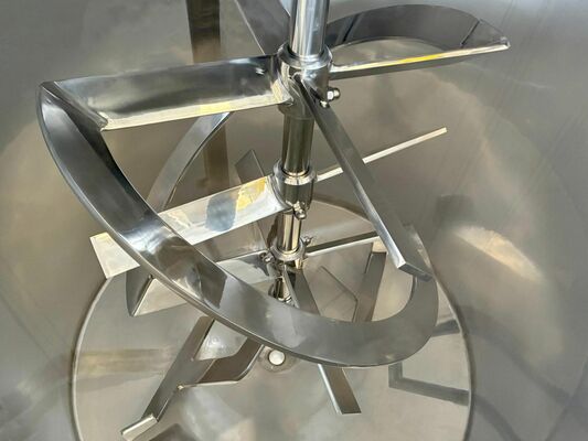 2 x New 3.300L stainless-steel AISI316L vertical mixing tanks.