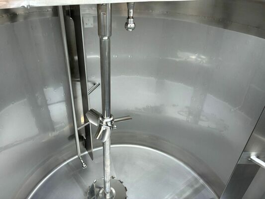 1 x New 1.000L stainless-steel AISI316L vertical mixing tank.