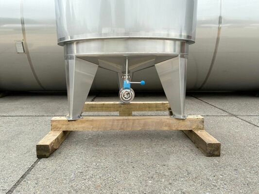 1 x New 1.000L stainless-steel AISI316L vertical mixing tank.