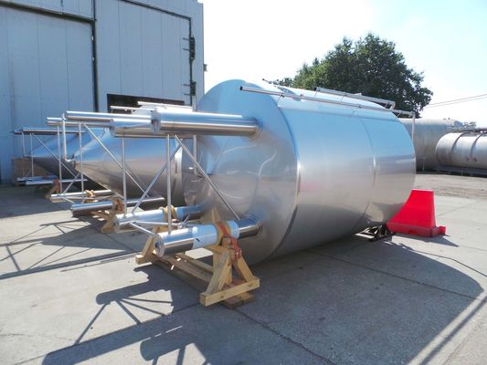 2 x 11,7m³; AISI304; CCT bier fermentatie tanks; 3,3 bar PED CE TüV; 10% Rx & 2 x 10,4m³: AISI304 BBT helder bier tanks; 3,3 bar PED CE TüV; 10% Rx