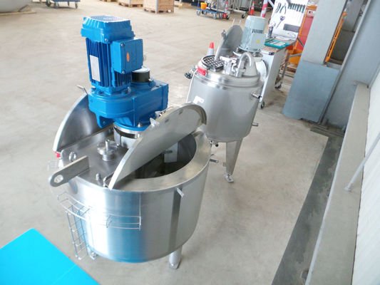 OR160840 - 1 x 100L AISI316; Roestvrijstalen mengtank; geisoleerd; warmtewisselaar & 1 x 120L; AISI304L; mengtank; schraaproerwerk; warmtewisselaar; isolatie