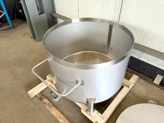 1 x Nouvelle cuve de stockage verticale en acier inoxydable AISI316L de 1.050L