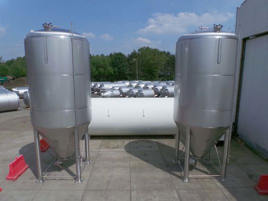 8 x 27,8m³; AISI304; CCT beer fermenters; PED CE TüV; 10% Rx & 2 x 26,2m³: AISI304 BBT bright beer tanks; PED CE TüV; 10% Rx