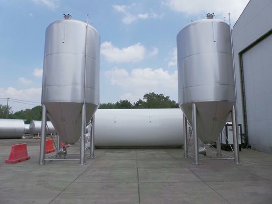 8 x 27,8m³; AISI304; CCT beer fermentatie tanks; PED CE TüV; 10% Rx & 2 x 26,2m³: AISI304 BBT helder bier tanks; PED CE TüV; 10% Rx