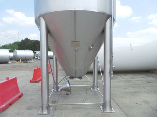 8 x 27,8m³; AISI304; CCT beer fermentatie tanks; PED CE TüV; 10% Rx & 2 x 26,2m³: AISI304 BBT helder bier tanks; PED CE TüV; 10% Rx