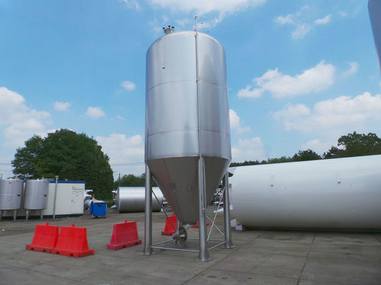 8 x 27,8m³; AISI304; CCT beer fermentatie tanks; PED CE TüV; 10% Rx & 2 x 26,2m³: AISI304 BBT helder bier tanks; PED CE TüV; 10% Rx