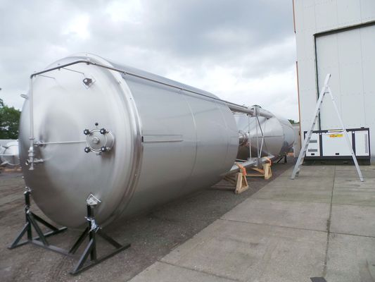 8 x 27,8m³; AISI304; CCT beer fermentatie tanks; PED CE TüV; 10% Rx & 2 x 26,2m³: AISI304 BBT helder bier tanks; PED CE TüV; 10% Rx