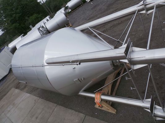 8 x 27,8m³; AISI304; CCT beer fermentatie tanks; PED CE TüV; 10% Rx & 2 x 26,2m³: AISI304 BBT helder bier tanks; PED CE TüV; 10% Rx