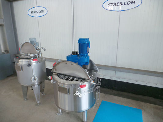 OR160840 - 1 x 100L AISI316; Roestvrijstalen mengtank; geisoleerd; warmtewisselaar & 1 x 120L; AISI304L; mengtank; schraaproerwerk; warmtewisselaar; isolatie