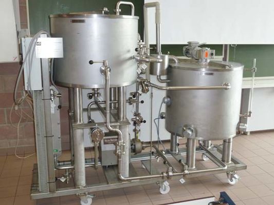 Algemeen overzich Tanks met warmtewisselaar en roerwerk (ROESTVRIJSTAAL)