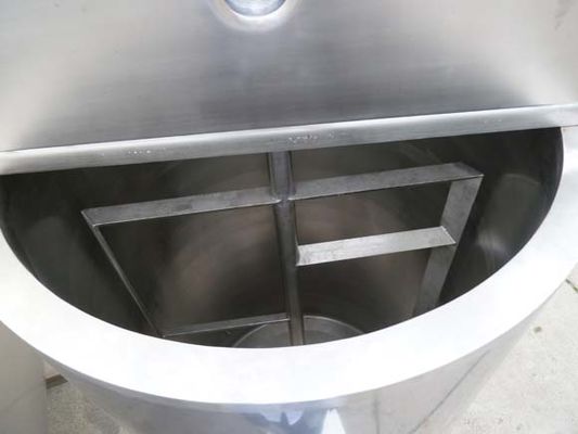 Algemeen overzich Tanks met warmtewisselaar en roerwerk (ROESTVRIJSTAAL)