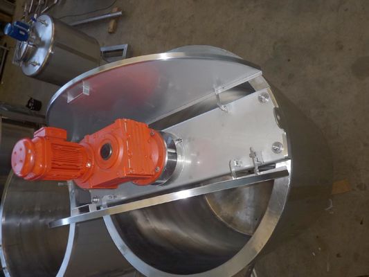 Algemeen overzich Tanks met warmtewisselaar en roerwerk (ROESTVRIJSTAAL)