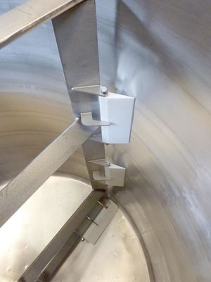 Algemeen overzich Tanks met warmtewisselaar en roerwerk (ROESTVRIJSTAAL)