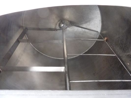 Algemeen overzich Tanks met warmtewisselaar en roerwerk (ROESTVRIJSTAAL)