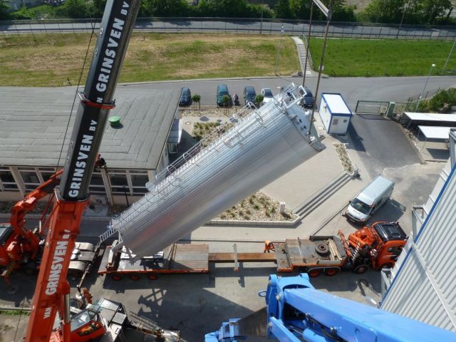 6 x 120.000L - 1006 US bbl - 31.700 US gal AISI 304; Stainless-steel storage-tanks; vertical; insulated; conical