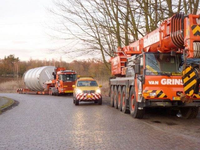 Algemeen overzicht vertikaal en horizontale roestvrijstalen tanks