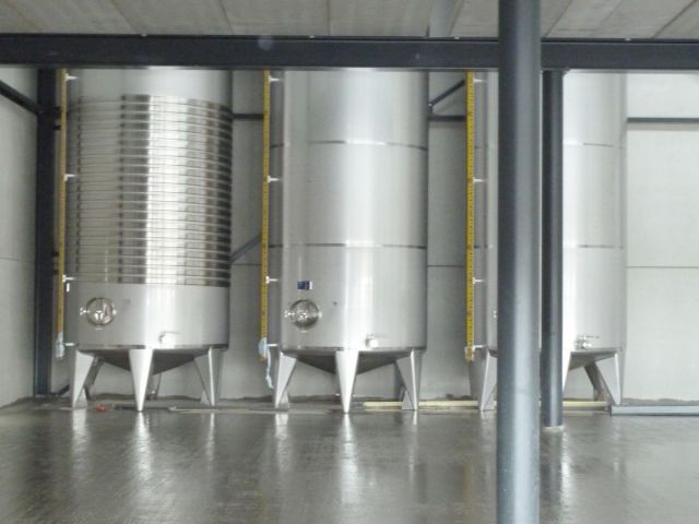 Project 2 x 35m³, 1 x 35m³, 2 x 5m³ AISI 304