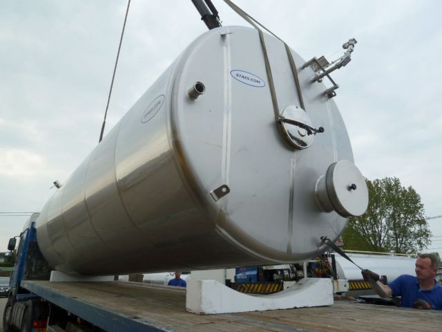 Project 2 x 35m³, 1 x 35m³, 2 x 5m³ AISI 304