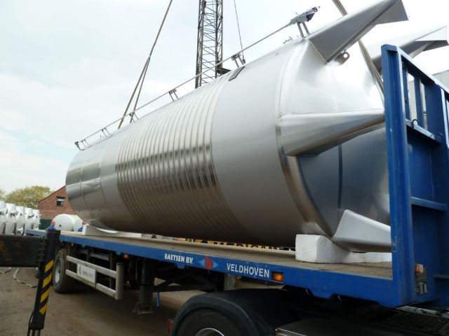 Project 2 x 35m³, 1 x 35m³, 2 x 5m³ AISI 304