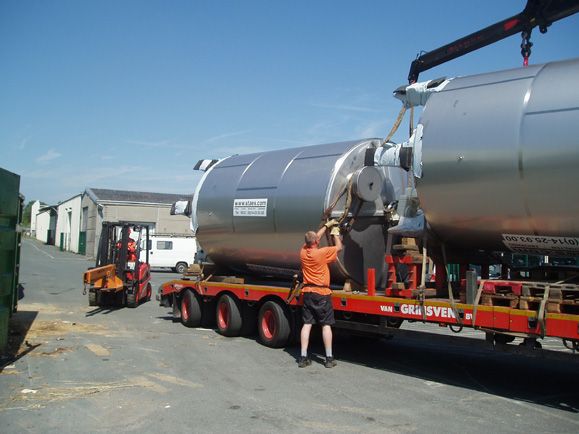 Project 2 x 15m³; AISI 304; warmtewisselaar; raamroerwerk; geisoleerd