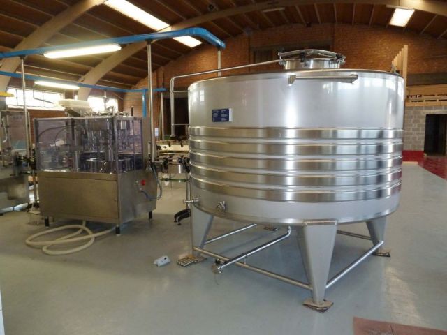 Project 2 x 6.3m³ AISI 304; warmtewisselaar; fermentatietanks