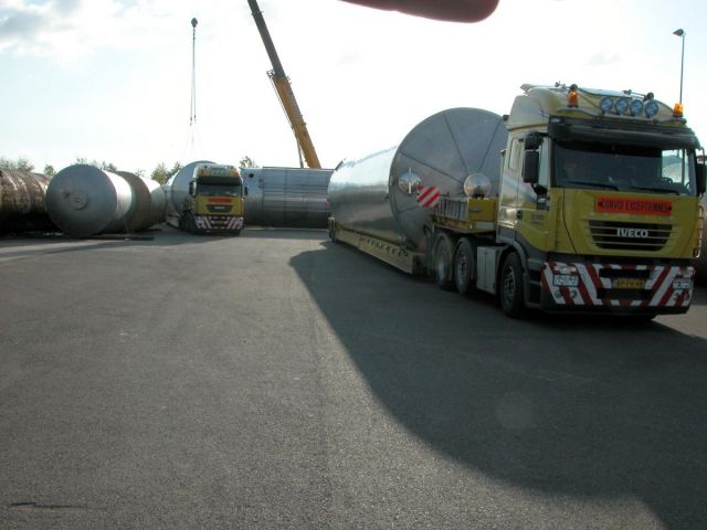 Project 6 x 185m³ & 2 x 60m³ AISI 304 tweedehands; warmtewisselaar; isolatie