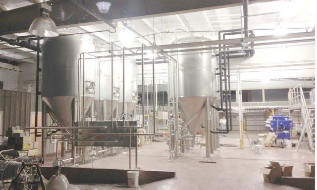7 x 7,8 m³ V2A; ZKG Bier Gärtanks Fermentor; wärmetauscher; isoliert; 2 bar Druck PED/CE