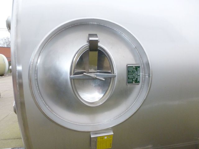 1 x 25.000L - 209 US bbl - 6604 US gal AISI 316; stainless-steel storage tank; heat-exchanger; insulated