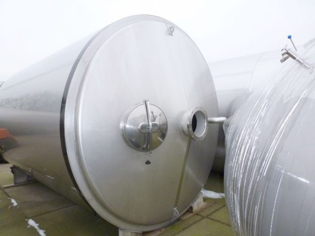 1 x 25.000L - 209 US bbl - 6604 US gal AISI 316; stainless-steel storage tank; heat-exchanger; insulated