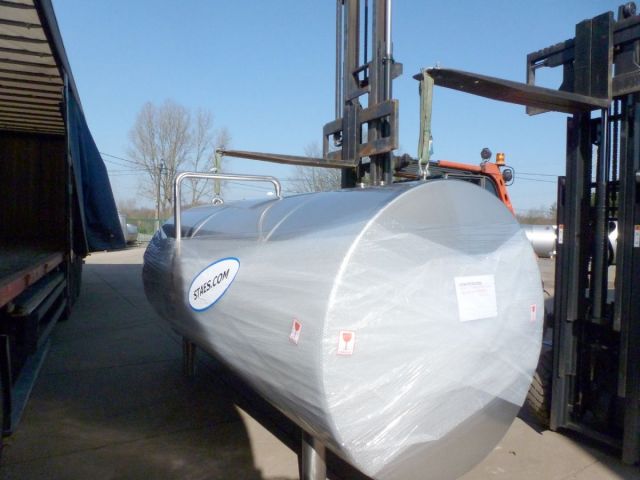1 x 4.800L -  40 US bbl - 1.270 US gal AISI316; Stainless-steel storage-tank; insulated; horizontal