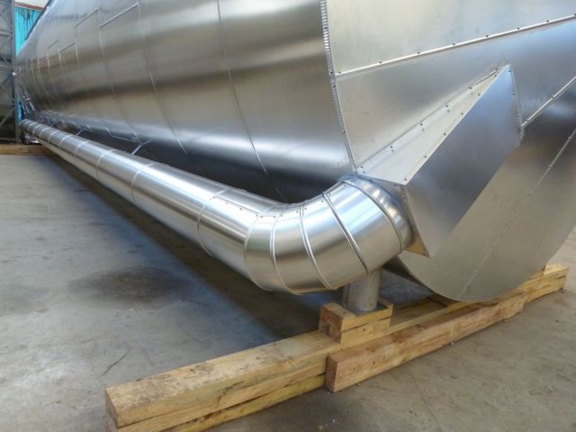 4 x 73m³ AISI316L; geisoleerd; vertikaal; sterk conisch op rok; warmtewisselaar