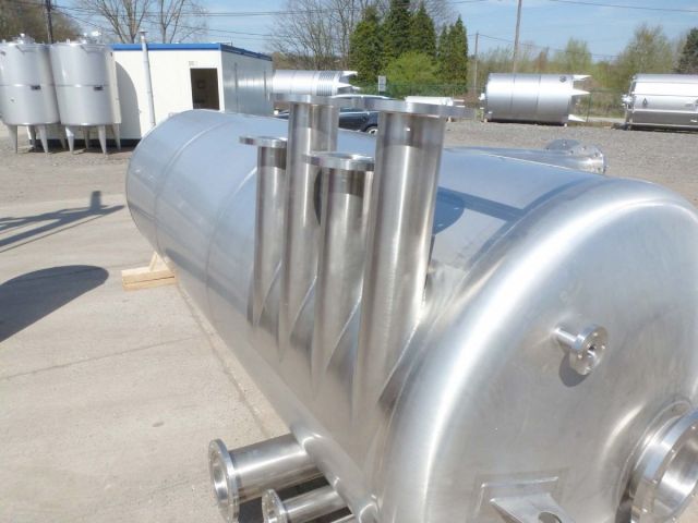 1 x 7.7m³ AISI304; enkelwandig; vertikaal; druktank 0.51 bar PED CE