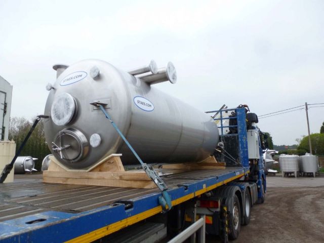1 x 7.7m³ AISI304; enkelwandig; vertikaal; druktank 0.51 bar PED CE