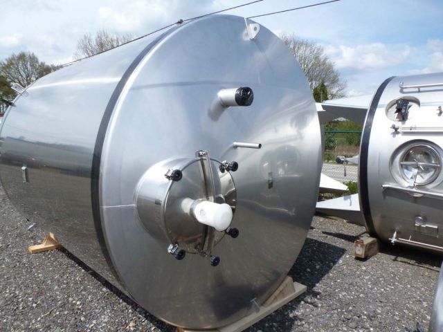 2 x 15m³ AISI304; enkelwandig; vertikaal; platte bodem