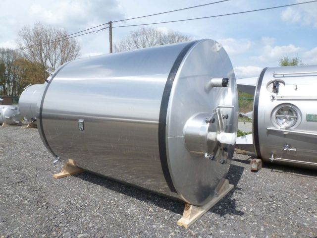 2 x 15m³ AISI304; enkelwandig; vertikaal; platte bodem