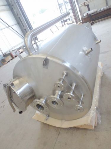 1 x 1.4m³ AISI304; roestvrijstalen opslagtank; enkelwandig; vertikaal; warmtewisselaar
