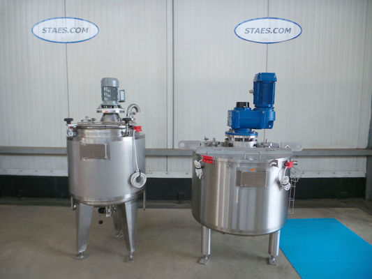 OR160840 - 1 x 100L AISI316; Roestvrijstalen mengtank; geisoleerd; warmtewisselaar & 1 x 120L; AISI304L; mengtank; schraaproerwerk; warmtewisselaar; isolatie