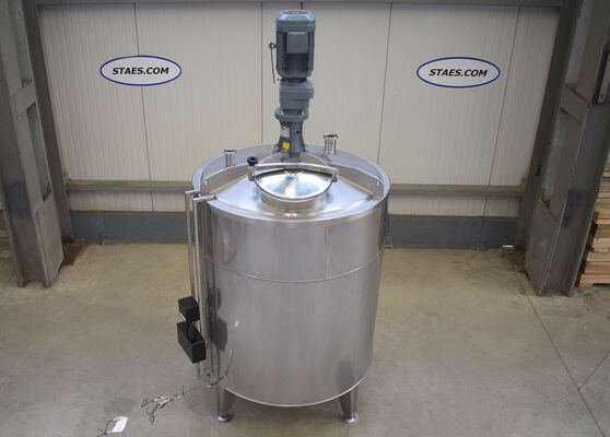 1 x New vertical mixing tanks in AISI 316 stainless steel of 1330L with electrical heating