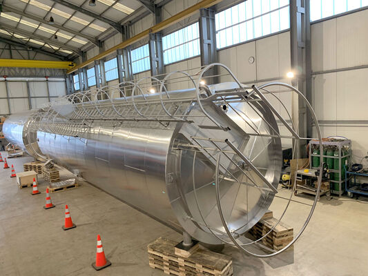 2 x New Stainless Steel AISI 304L vertical insulated tanks of 105,000L.