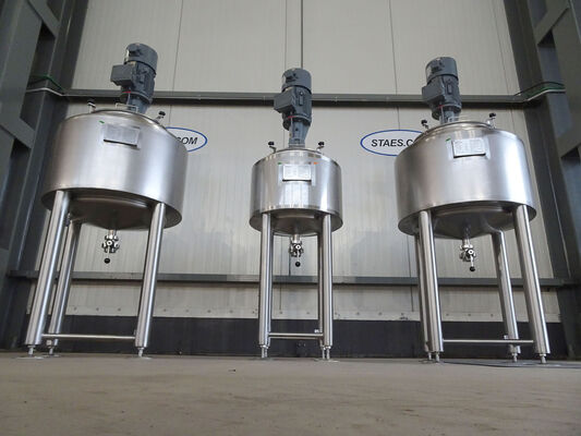 3 x New stainless steel AISI 316L vertical mixing tanks of 30L and 50L. These tanks are equipped with a heat exchanger, insulation and an agitator.