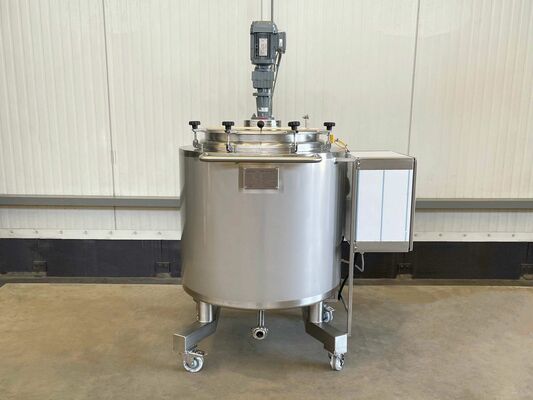 1 x New 300L stainless-steel AISI316L vertical mixing tank.