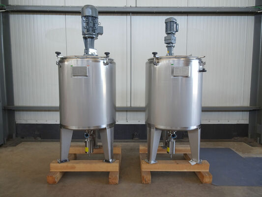 2 x New 300L stainless-steel AISI316L vertical mixing tank.