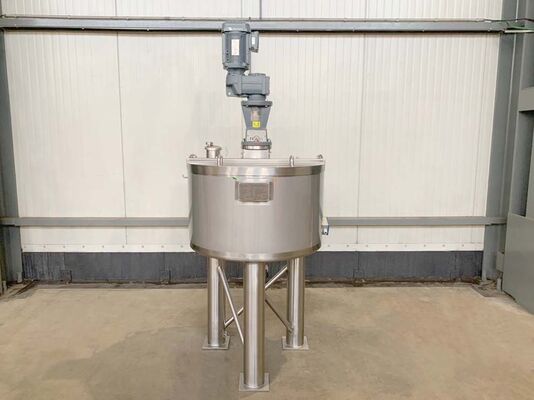 1 x New 80L stainless steel vertical mixing tank in AISI304L