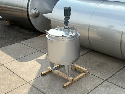 1 x New 1.000L stainless-steel AISI316L vertical mixing tank.