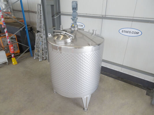 2 x neue vertikale Mischtanks aus Edelstahl AISI 316L mit 3.300 L.