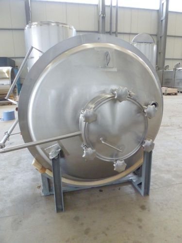 1 x 1.950L - 16 US bbl - 515 US gal  AISI304; heat-exchanger; insulation; vertical; conical