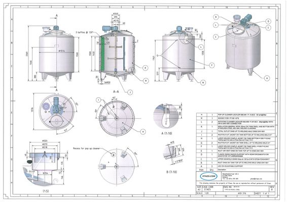 Stainless-steel mixing tank 2500L with a heat-exchanger and insulation. The tank is equipped with 2 rotating spray nozzels for a warm CIP, ther is also a pop-up spray nozzle in the bottom.