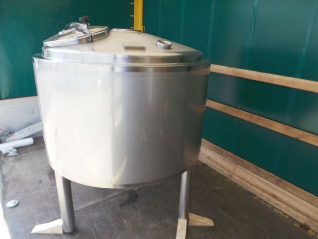 2 x 1060L AISI316; warmtewisselaar; isolatie; verticaal; conische